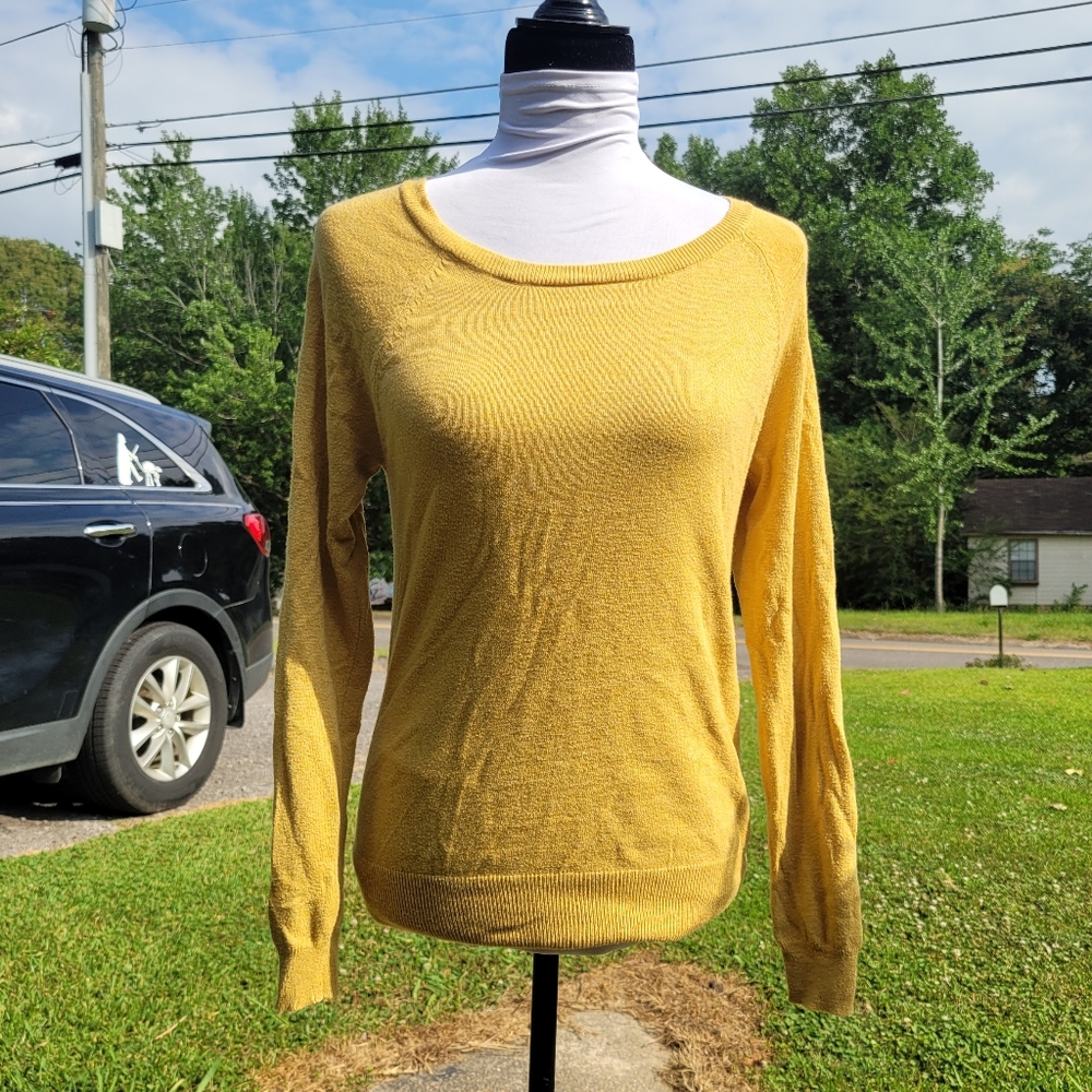 CLEANOUT SALE Mustard Yellow Sweater